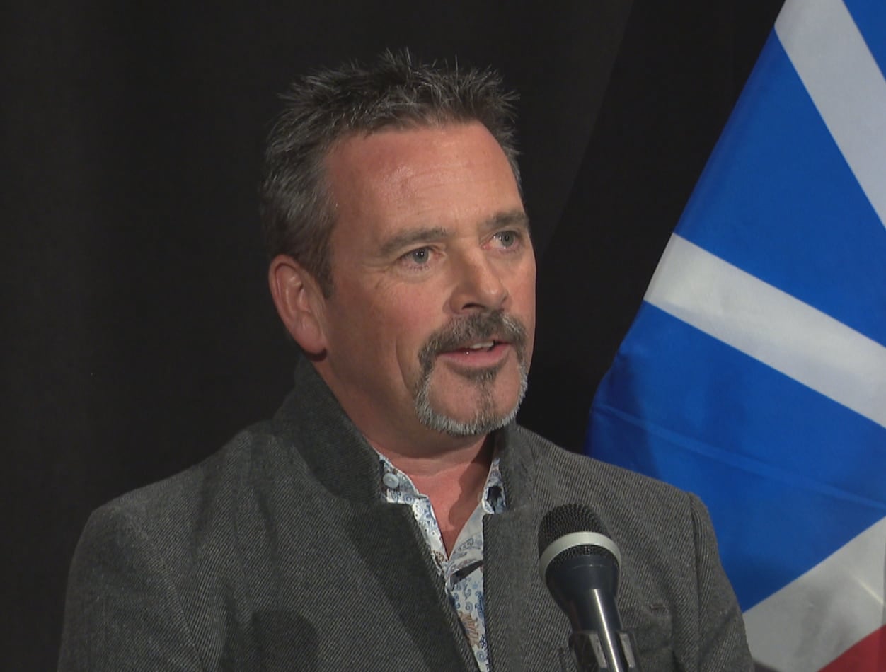 labour leader Bob Fiander