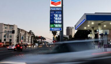 Iran War sends gas prices jumping across Southern California