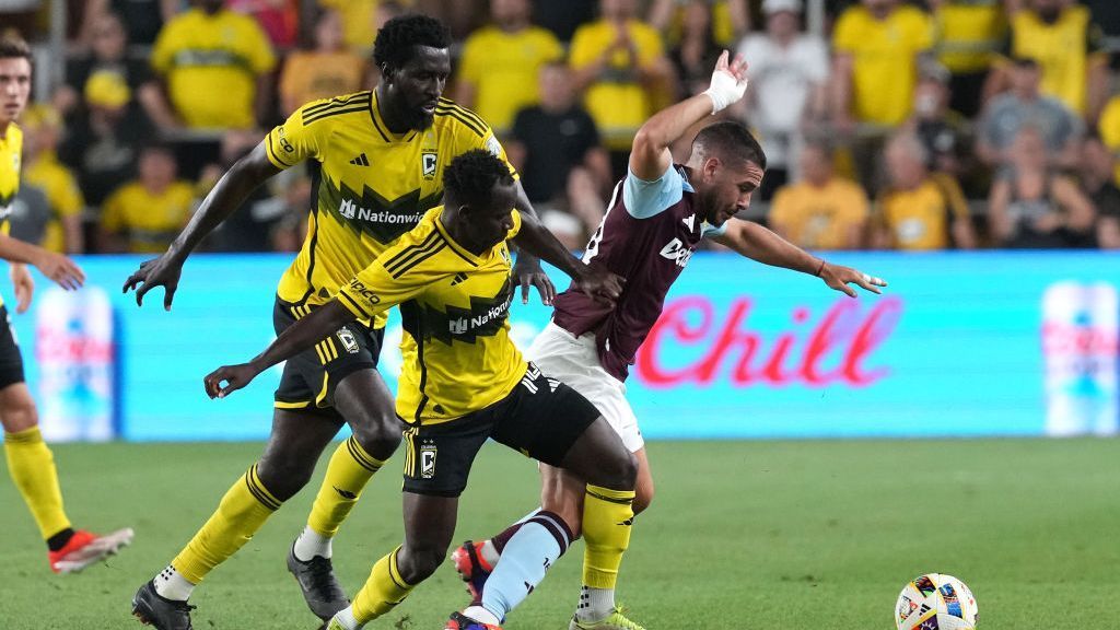 MLS bans Jones, Yeboah for life for betting on own games