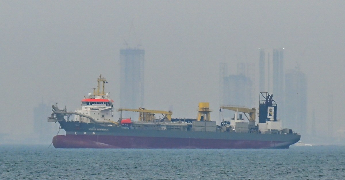 How the spiraling Iran conflict could affect data centers and electricity costs