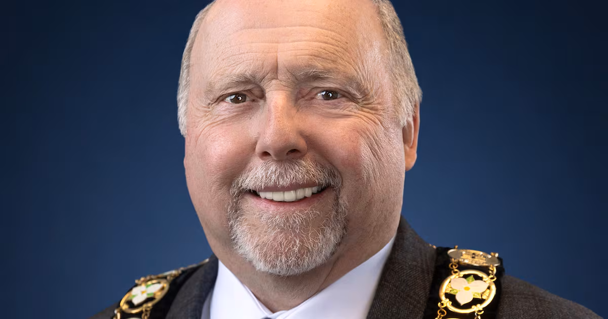 Bob Gale resigns as chair of Niagara Region amid allegations over copy of Hitler’s book - CTV News