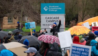 Portland Community College faculty and staff commence historic strike over wages