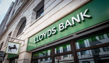 Lloyds, Halifax and Bank of Scotland users report seeing rogue transactions in app