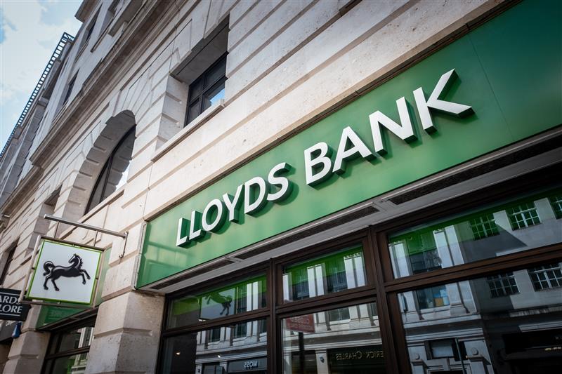 Lloyds, Halifax and Bank of Scotland users report seeing rogue transactions in app