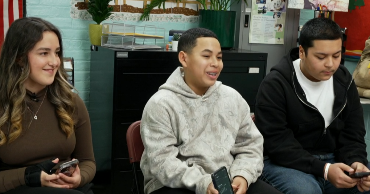 3 New Jersey teens took part in a weeklong experiment to curb screen time. It worked.