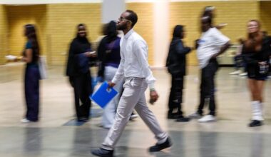 Canada's economy lost 84,000 jobs in February, unemployment rate ticked up to 6.7%