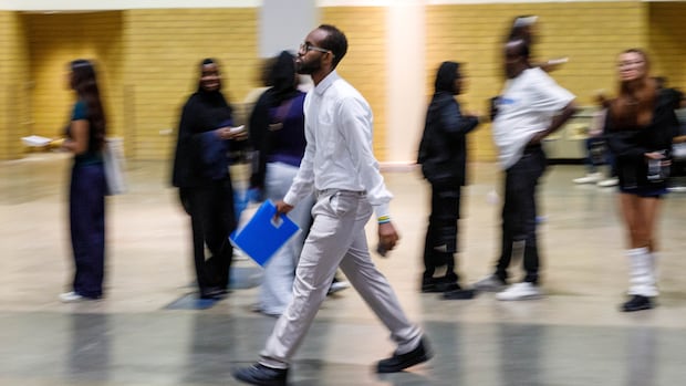 Canada's economy lost 84,000 jobs in February, unemployment rate ticked up to 6.7%