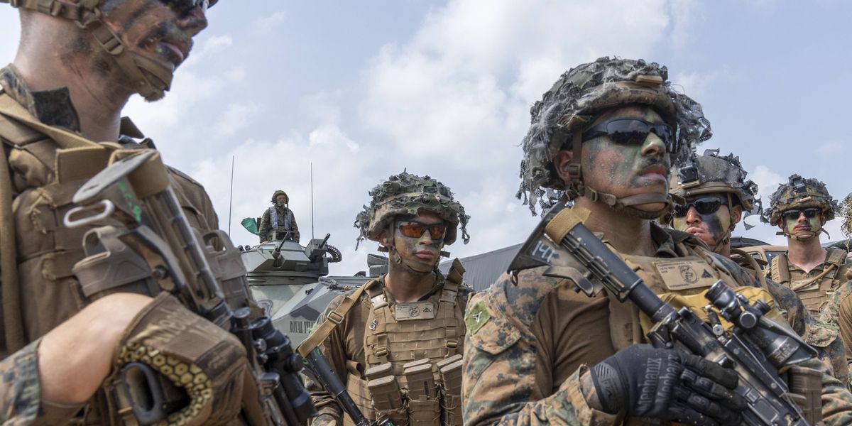 Warnings of Iran Invasion Grow as US to Send Up to 5,000 Marines, Sailors to Middle East