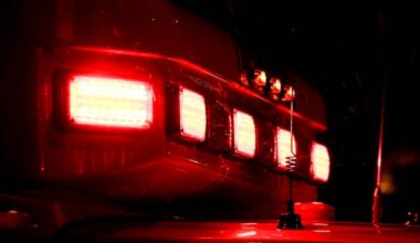 Fire erupts at Saskatoon battery store, shutting down 4 blocks of Circle Drive