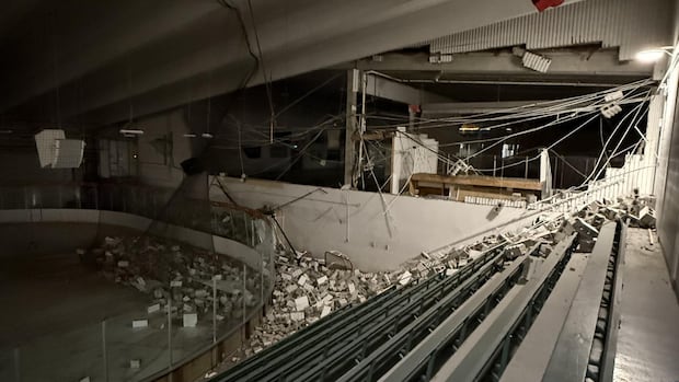 Alberta town wins $50K toward arena rebuild, holds street hockey fundraiser