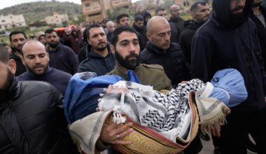 Israeli soldiers fire on family car in occupied West Bank, killing 4