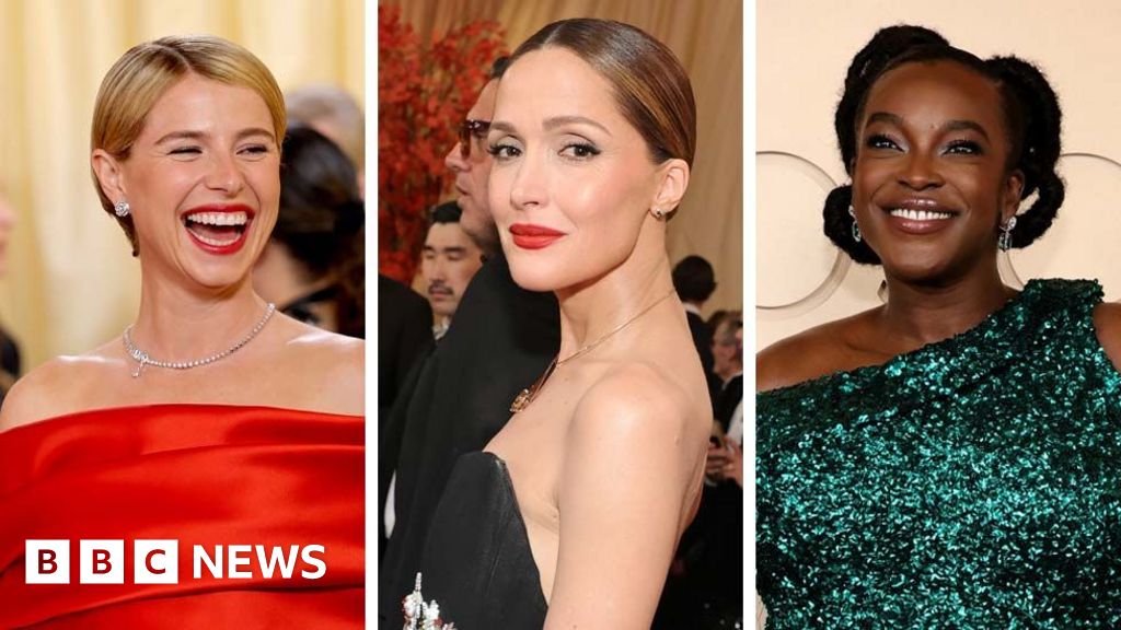 Oscars red carpet: Chase Infiniti, Rose Byrne and Felicity Jones arrive for ceremony - BBC