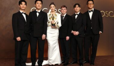 'KPop Demon Hunters' Winners Finish Their Best Original Song Speech