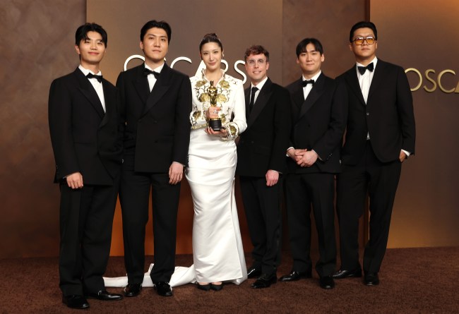 'KPop Demon Hunters' Winners Finish Their Best Original Song Speech