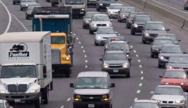 Ontario to allow lone drivers to use HOV lanes at off-peak