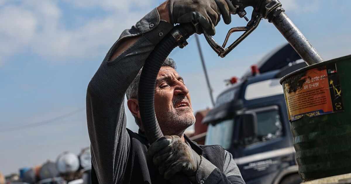 Iran retaliates after Israel kills two top Iranian officials