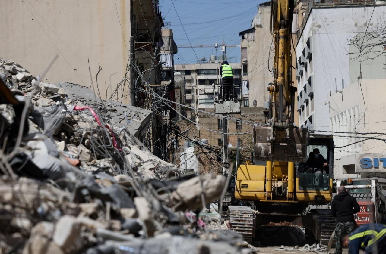 Israel kills Iranian intelligence chief and intensifies attacks on Lebanon