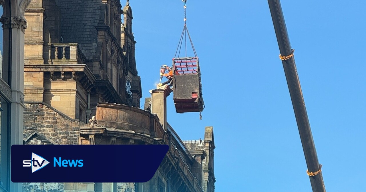 Demolition of Union Street building facade ravaged by fire in Glasgow city centre begins