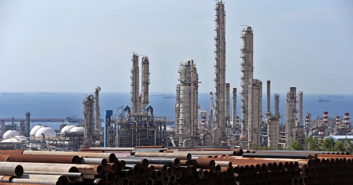 Iran to attack Gulf oil infrastructure after field hit