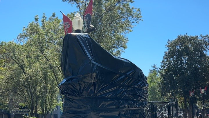 Sacramento city staff cover César Chávez statue at plaza downtown