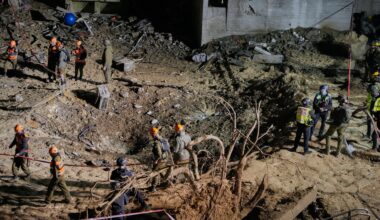 Trump threatens to 'obliterate' Iran's power plants as Iran strikes 2 Israeli cities