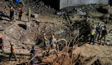 Trump threatens to 'obliterate' Iran's power plants as Iran strikes 2 Israeli cities