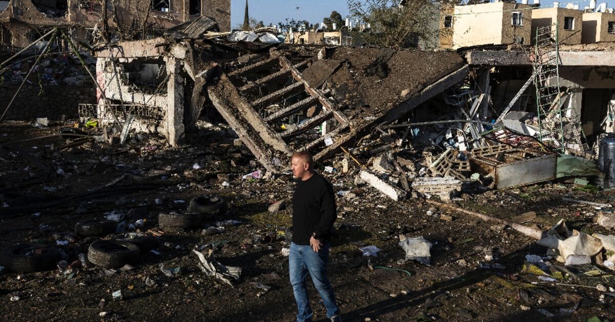 Israel warns weeks of fighting ahead in Mideast war