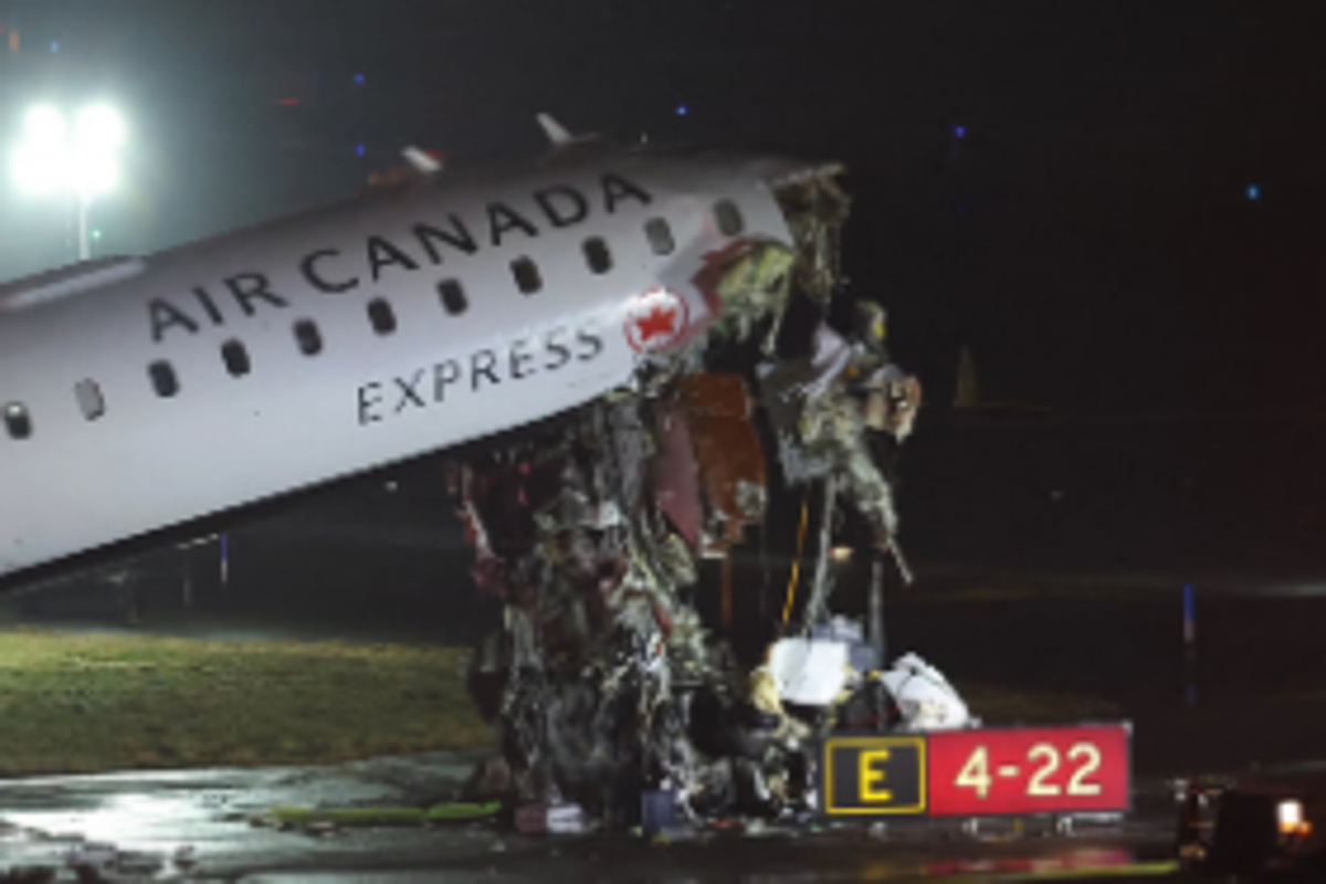 LaGuardia Airport closed until Monday night after fatal Air Canada crash