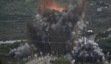 Iran threatens to lay mines and target Gulf energy, Trump’s deadline nears, live updates – NBC10 Philadelphia