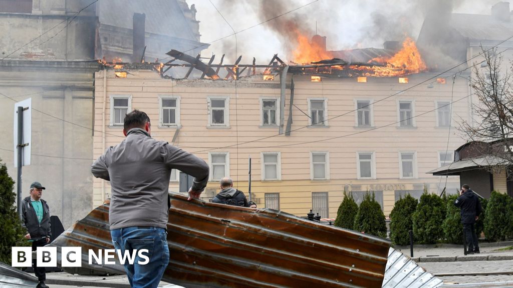Russia launches 948 drones at Ukraine in largest attack over a 24-hour period - BBC
