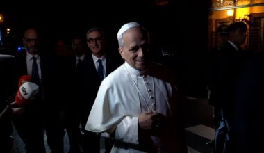 Pope: Authorities must pursue ceasefire and peace through dialogue