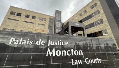 Worker crushed while rolling 454-kg tire, Moncton trial hears