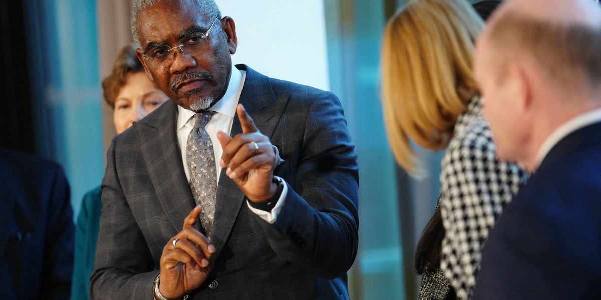 Critics Slam Meeks, Jeffries Pushing Off War Powers Bill Just as It Gets Enough Votes to Pass