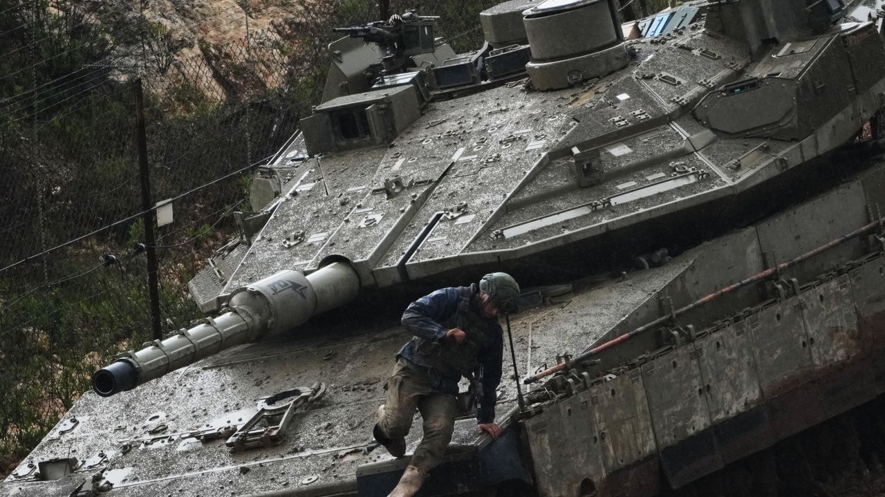 Lebanese fear another occupation as Israel threatens to use Gaza tactics in the south