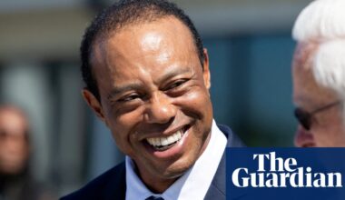 Tiger Woods reportedly involved in rollover crash in Florida | Tiger Woods