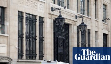 Police in Paris foil attempted bomb attack outside Bank of America building | Paris