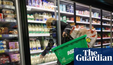Pessimism takes root in UK as shoppers struggle to afford essentials | UK cost of living crisis