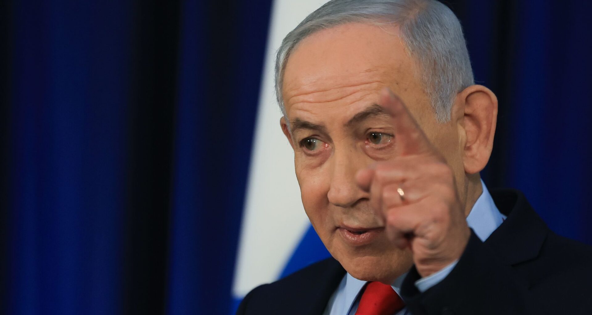 Israeli parliament passes budget, allowing Netanyahu to avoid early elections