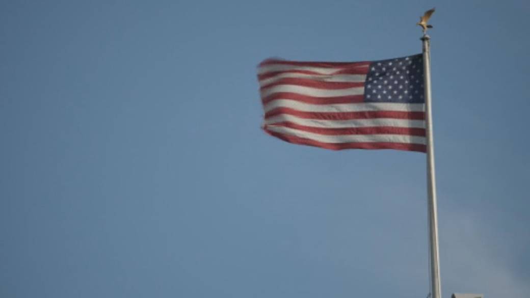 Click to play video: 'Most Americans oppose tariffs on Canadian goods, poll finds'