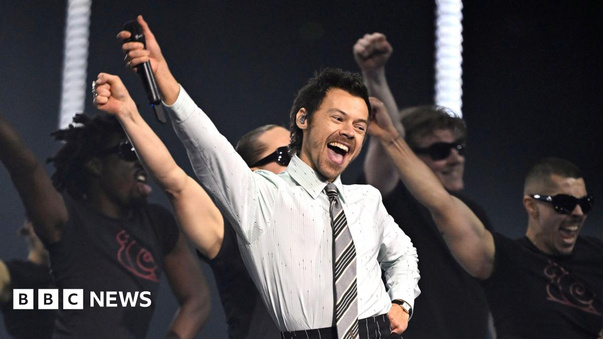 Picture of Lando Norris, Alexandra Saint Mleux, Lisa, Lewis Hamilton, Serena Williams, Charles Leclerc and Kim Kardashian