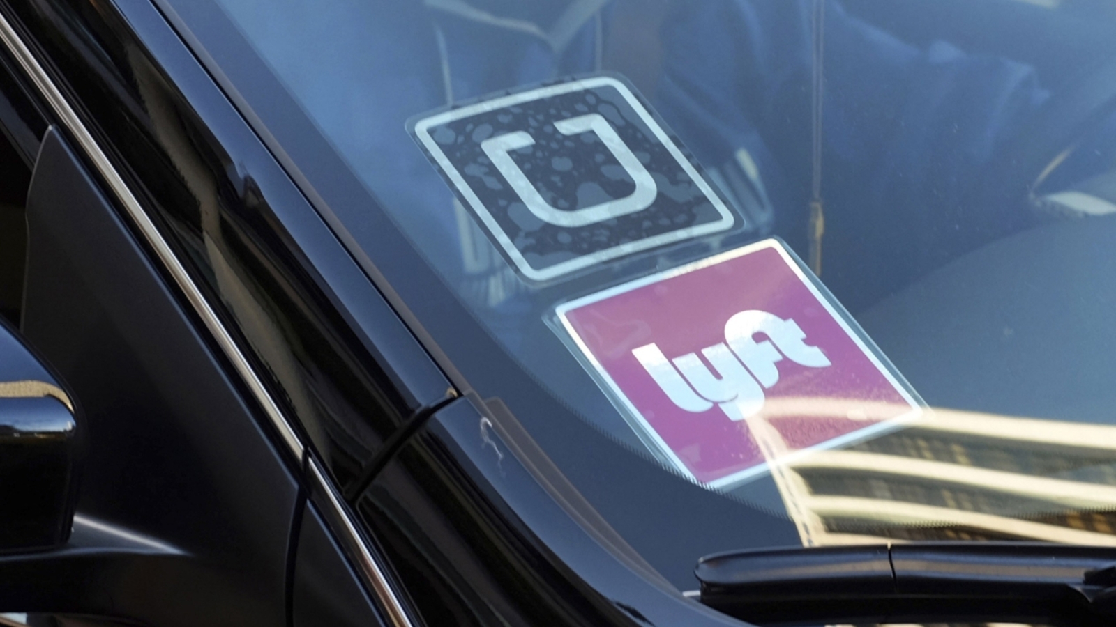 LAX board approves major Uber, Lyft fee increase