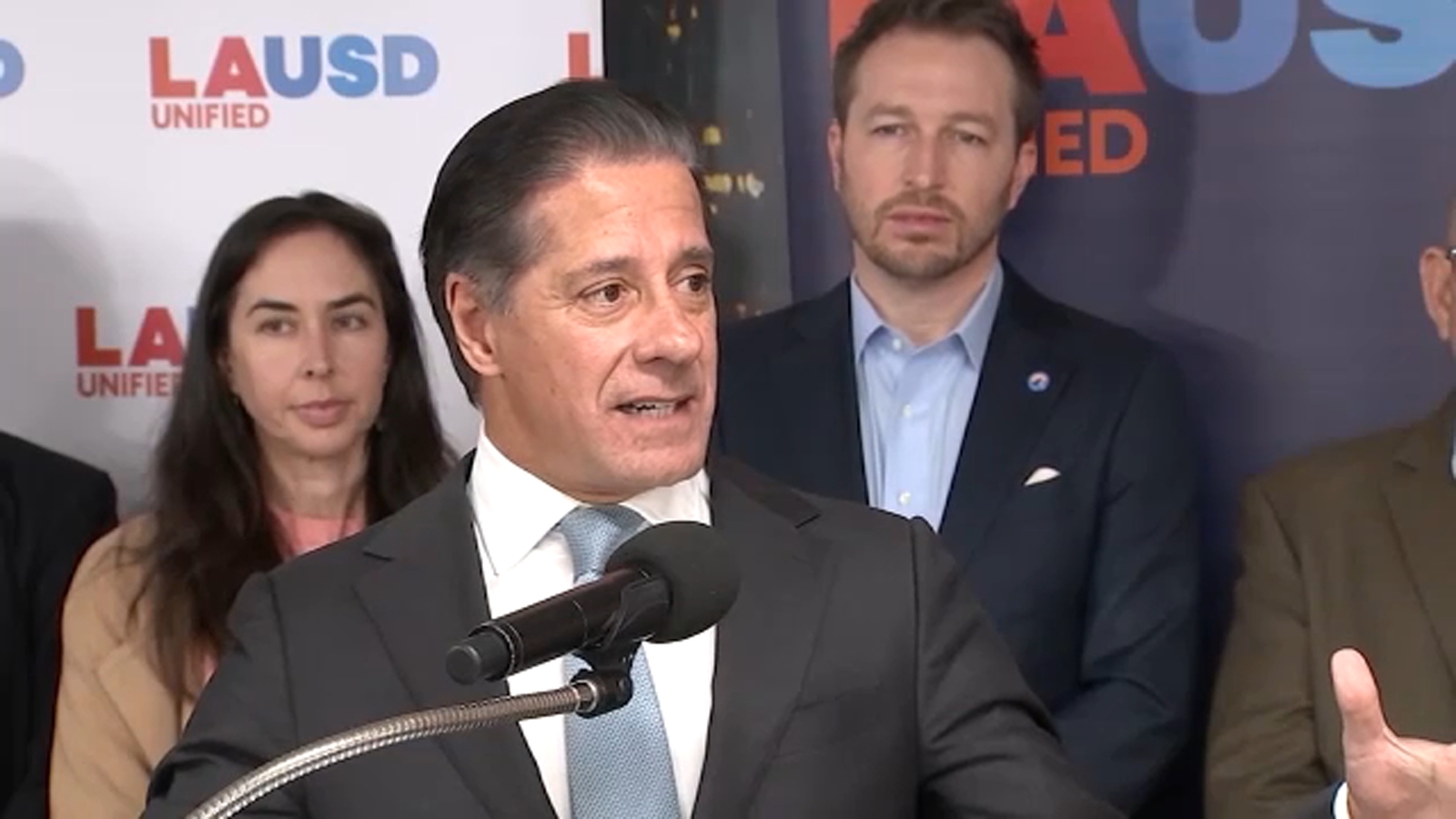 LAUSD Superintendent Alberto Carvalho breaks his silence after FBI raid