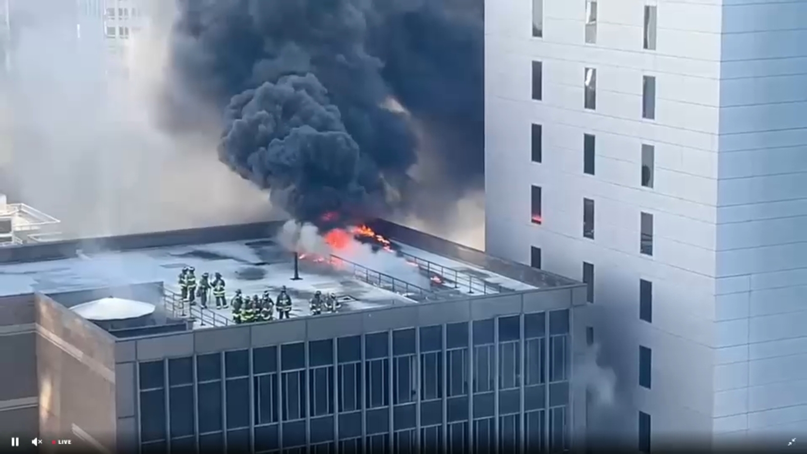 Midtown fire sends smoke into the air near St. Patrick's Day Parade in Manhattan, NYC