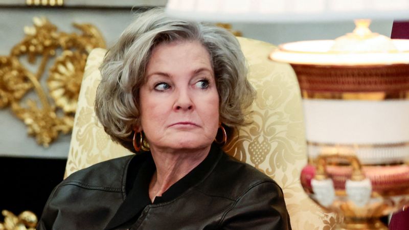 White House chief of staff Susie Wiles has early stage breast cancer, Trump announces