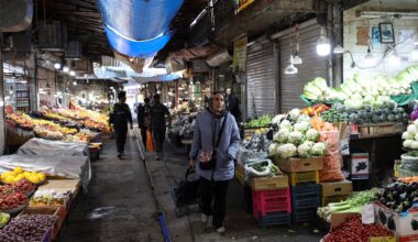 Iranians get by as US, Israeli bombs rain down, internet blocked | Israel-Iran conflict News