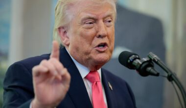Trump keeps up claims of talks with ‘the right people’ in Iran | US-Israel war on Iran News