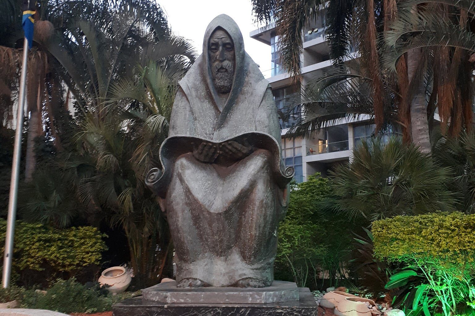 The Blogs: Extended stay in Israel: food, memory, and sports | Jonathan Shavit