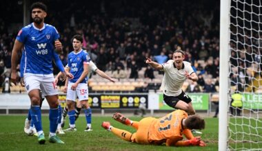 Port Vale stun Sunderland to reach Emirates FA Cup quarter-finals