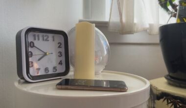 Doctor highlights major health concerns as B.C. changes clocks for last time