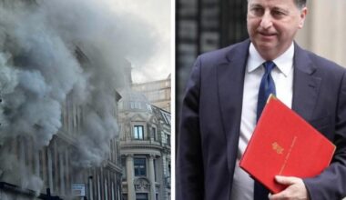 Douglas Alexander slated after Glasgow fire error